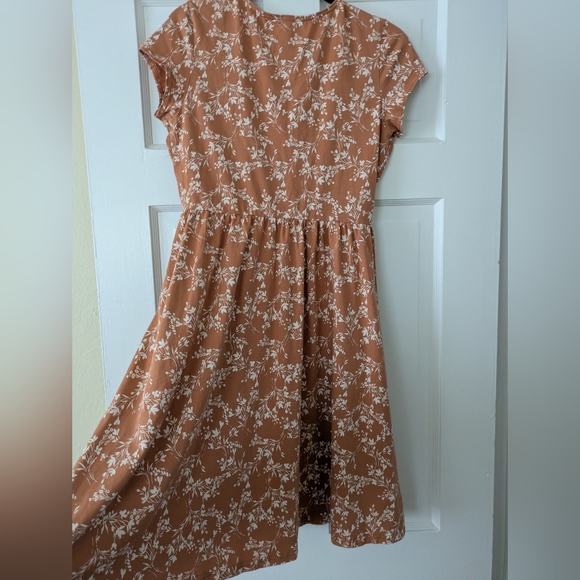 Pact Floral Fit & Flare Crossover Dress Short Sleeve Cotton Women's Size M - Picture 9 of 9